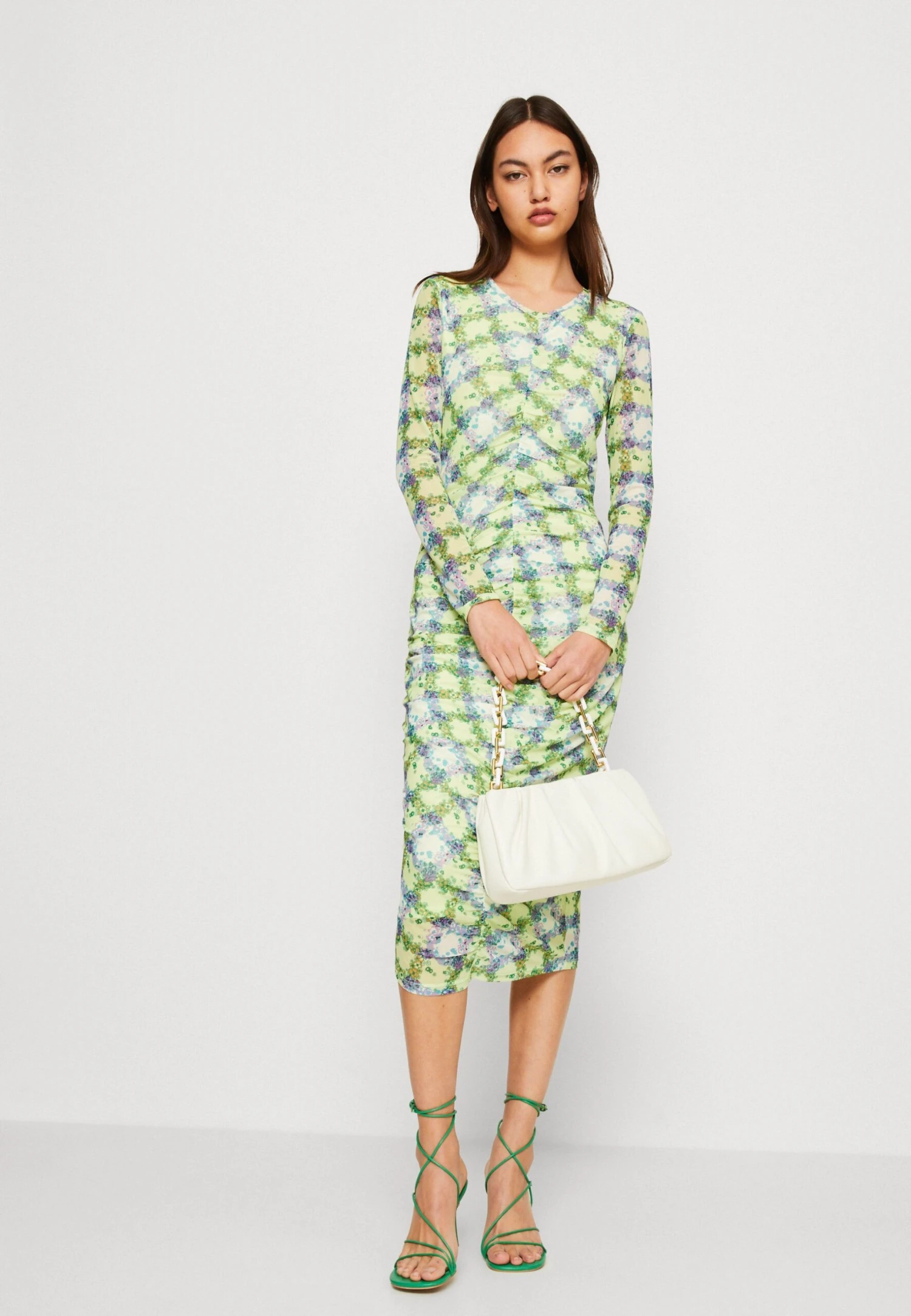 Yasbjork Midi Dress - Cocktailjurk - Light Yellow 6 Yasbjork Midi Dress - Cocktailjurk - Light Yellow - Afbeelding 4