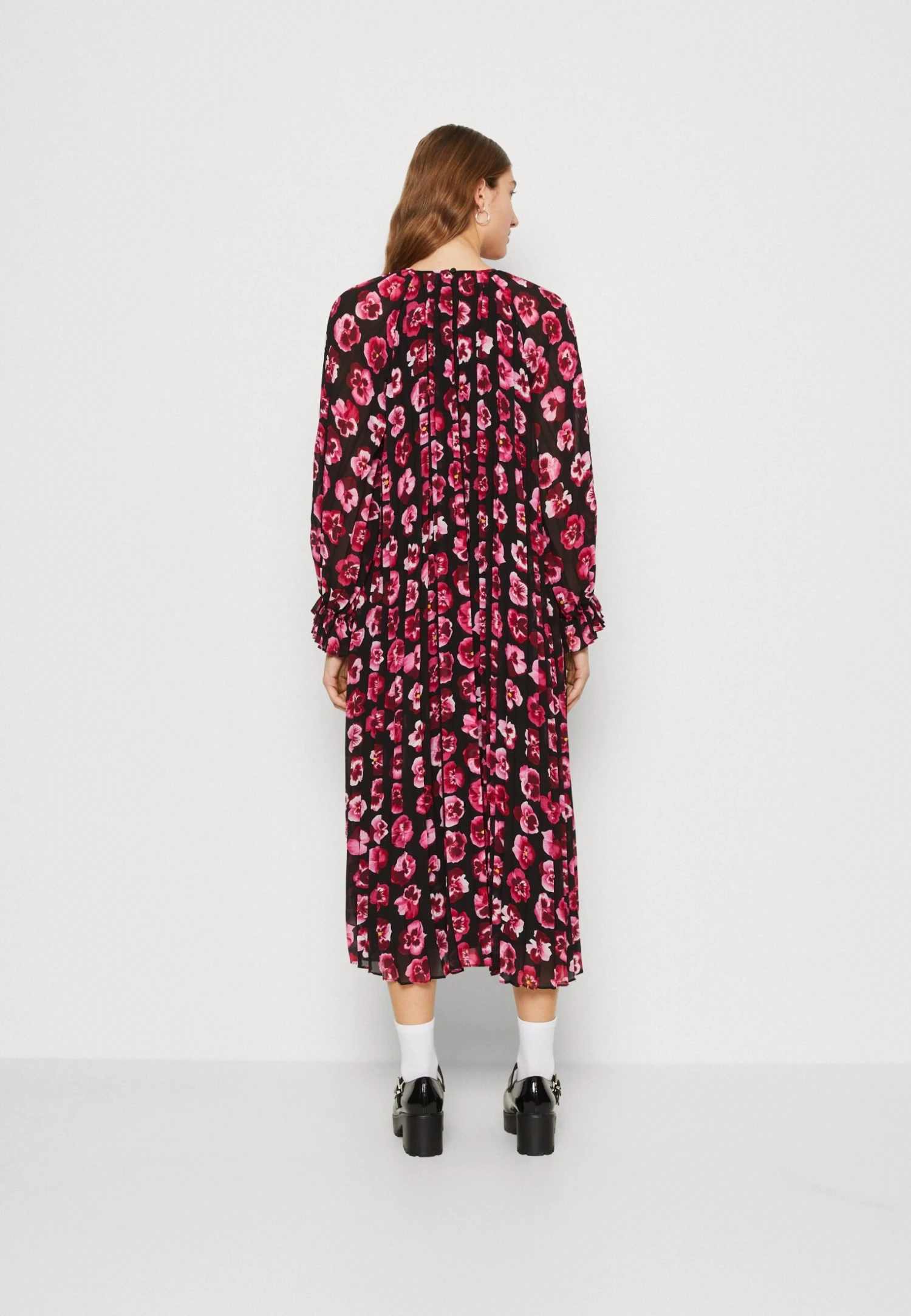 YAS Monika Midi Dress - Cocktailjurk - Black/Monika 5 YAS Monika Midi Dress - Cocktailjurk - Black/Monika - Afbeelding 3