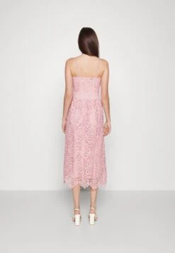 Yasliv Strap Midi Dress - Jurk - Zephyr -Yas 7dad934c628f40c69ec372dd8c921ab1