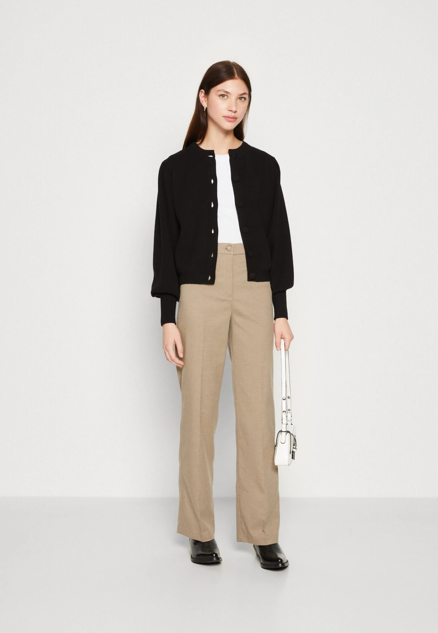 Yasfonny Cardigan - Vest - Black 4 Yasfonny Cardigan - Vest - Black - Afbeelding 2