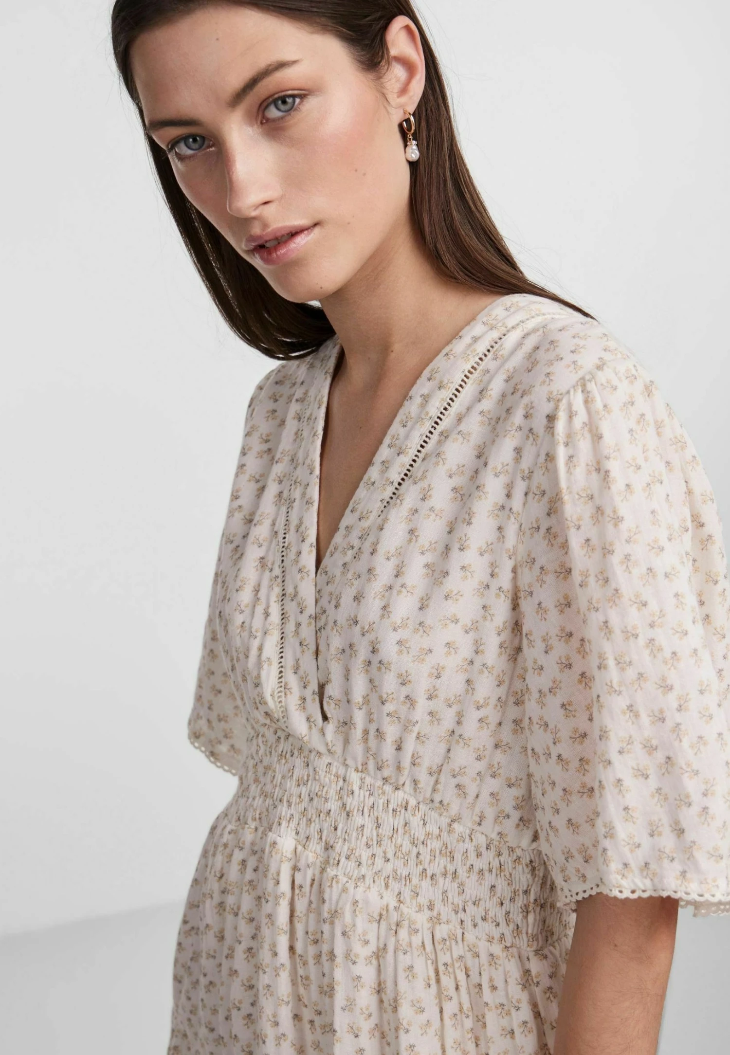 Yasyolanda - Jurk - Birch 6 Yasyolanda - Jurk - Birch - Afbeelding 4