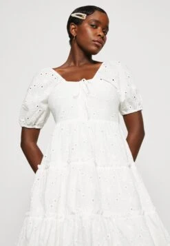 Yaskasho Dress- Jurk - Star White -Yas 83d5c0ceb74e45d6bc27d5e920747899