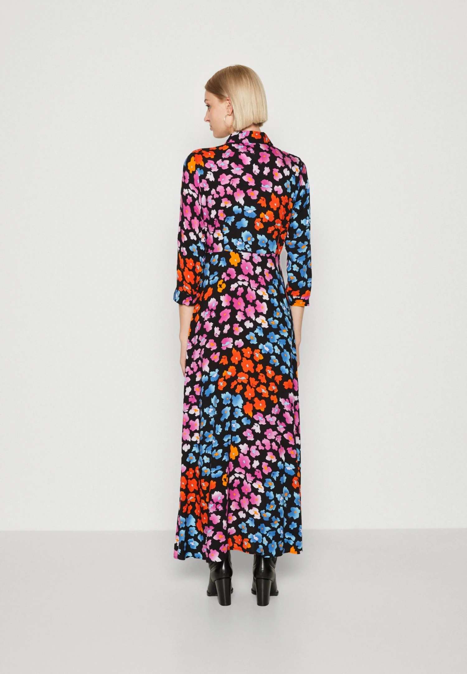 Yassavanna Long Shirt Dress - Maxi-Jurk - Black/Liro 5 Yassavanna Long Shirt Dress - Maxi-Jurk - Black/Liro - Afbeelding 3