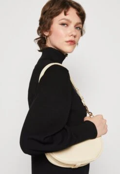 YAS Fonny Ls Roll Neck Noos - Gebreide Jurk - Black -Yas 849cb05dee3145bfb2b3c7dc79d3d594