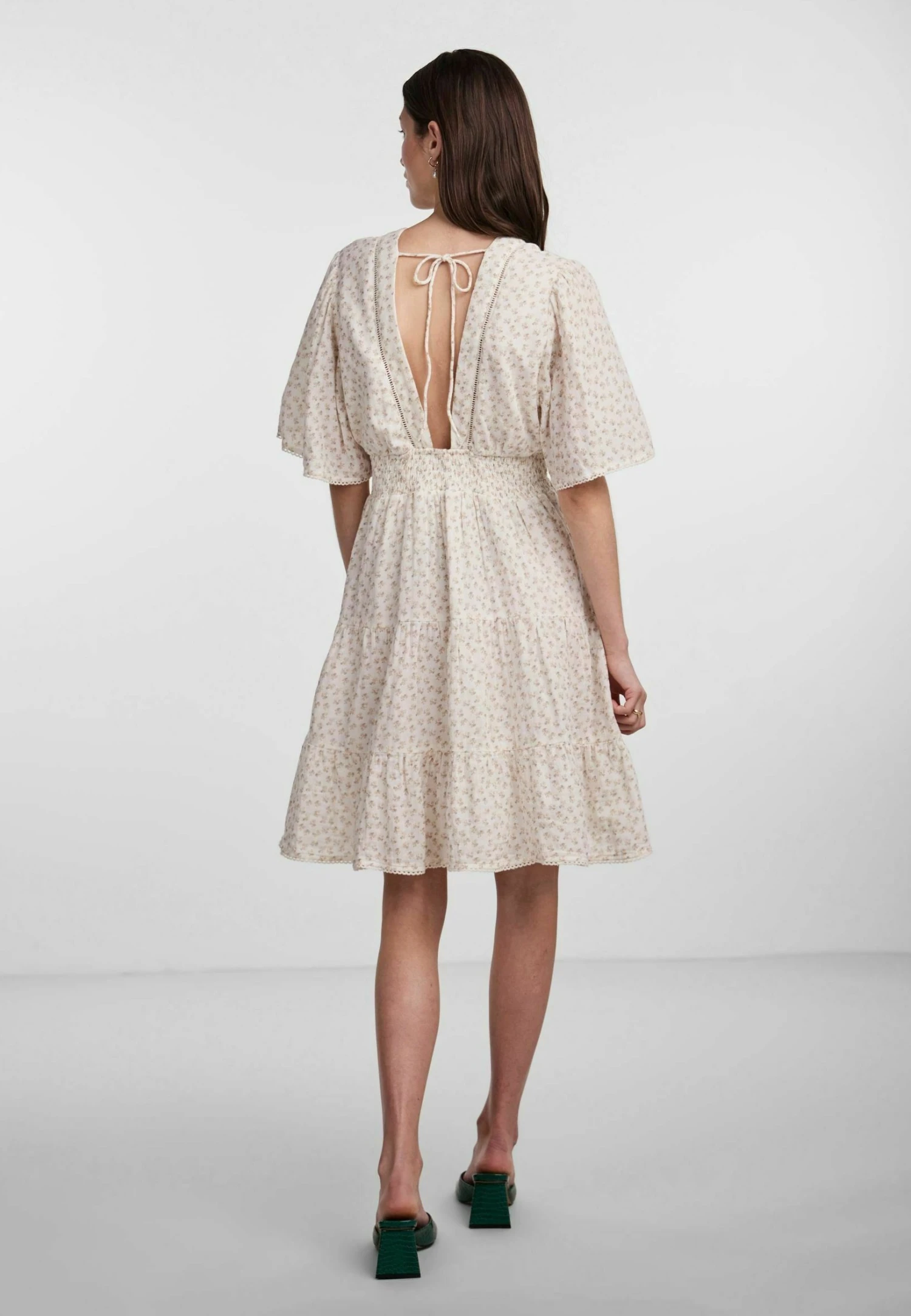 Yasyolanda - Jurk - Birch 5 Yasyolanda - Jurk - Birch - Afbeelding 3