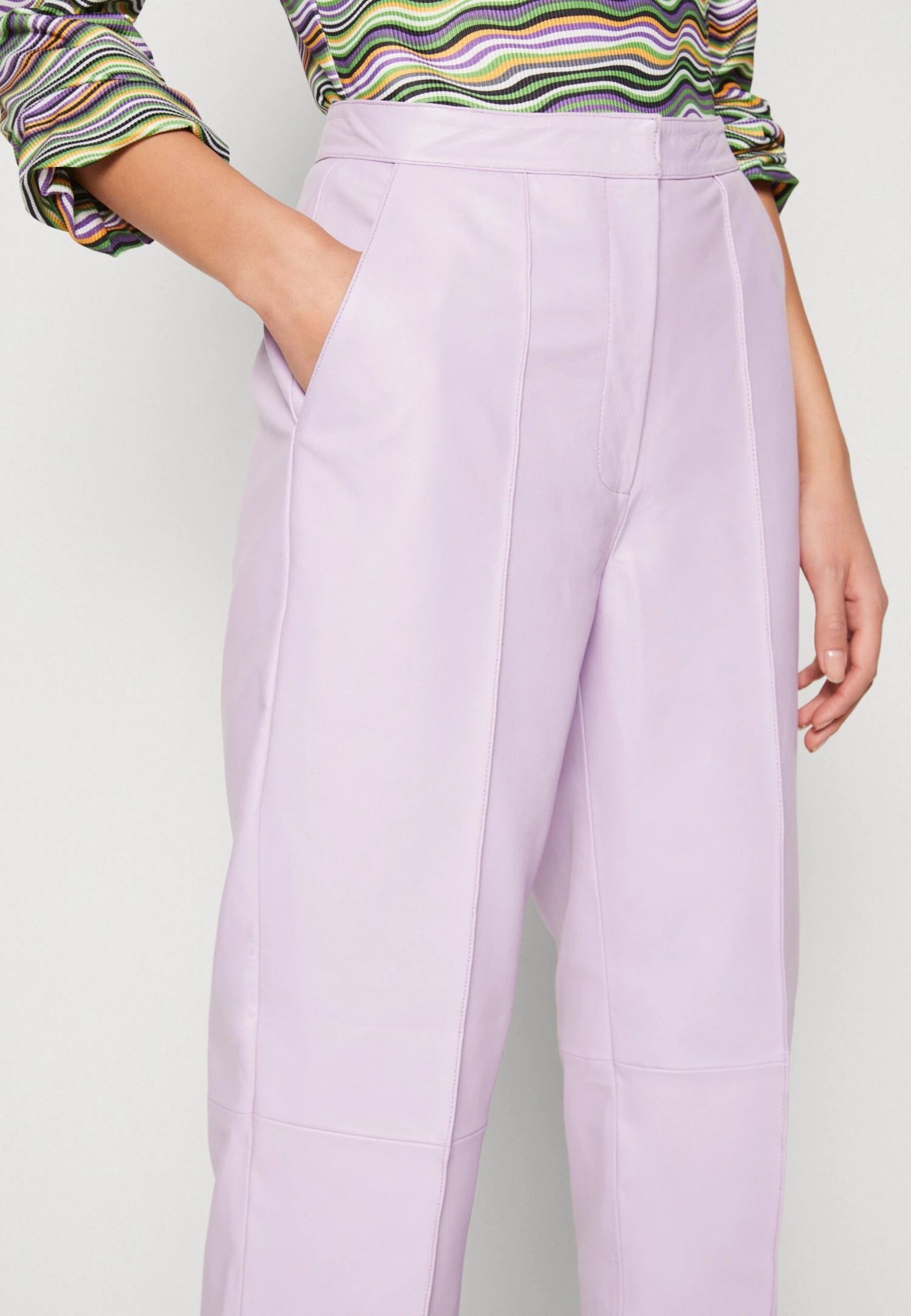 Yaslisava Ankle Pant - Leren Broek - Purple 7 Yaslisava Ankle Pant - Leren Broek - Purple - Afbeelding 6
