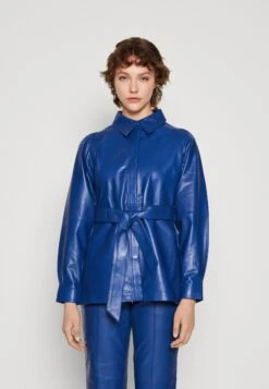 Yassura - Leren Jas - Surf The Web