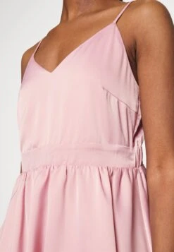 Yascam Strap Midi Dress - Galajurk - Zephyr 11 Yascam Strap Midi Dress - Galajurk - Zephyr -Yas 86dd049dee2146e1bc06736d601fd01b