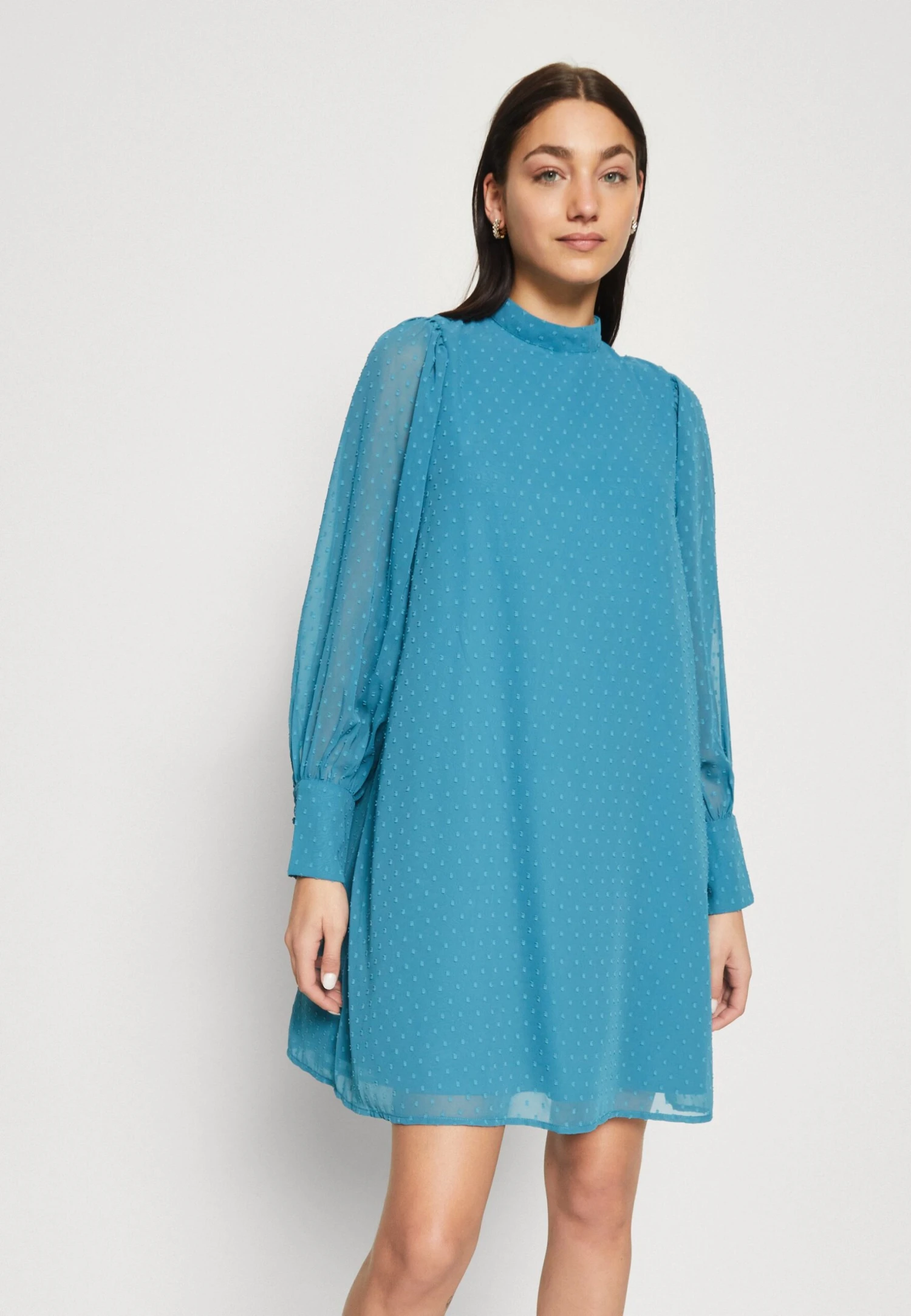 Yaspana Funnelneck Dress - Cocktailjurk - Saxony Blue 6 Yaspana Funnelneck Dress - Cocktailjurk - Saxony Blue - Afbeelding 4