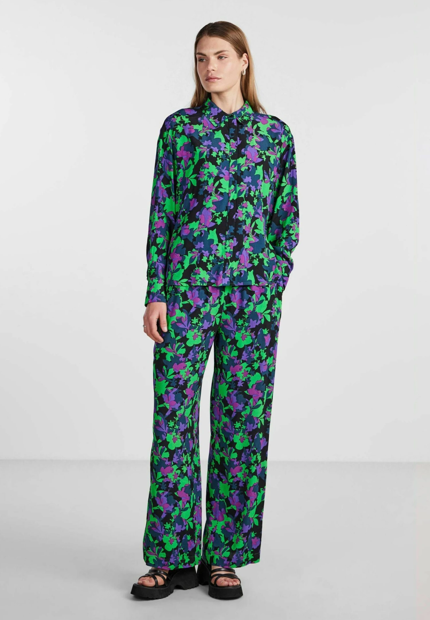 Yaslicco - Overhemdblouse - Black 4 Yaslicco - Overhemdblouse - Black - Afbeelding 2