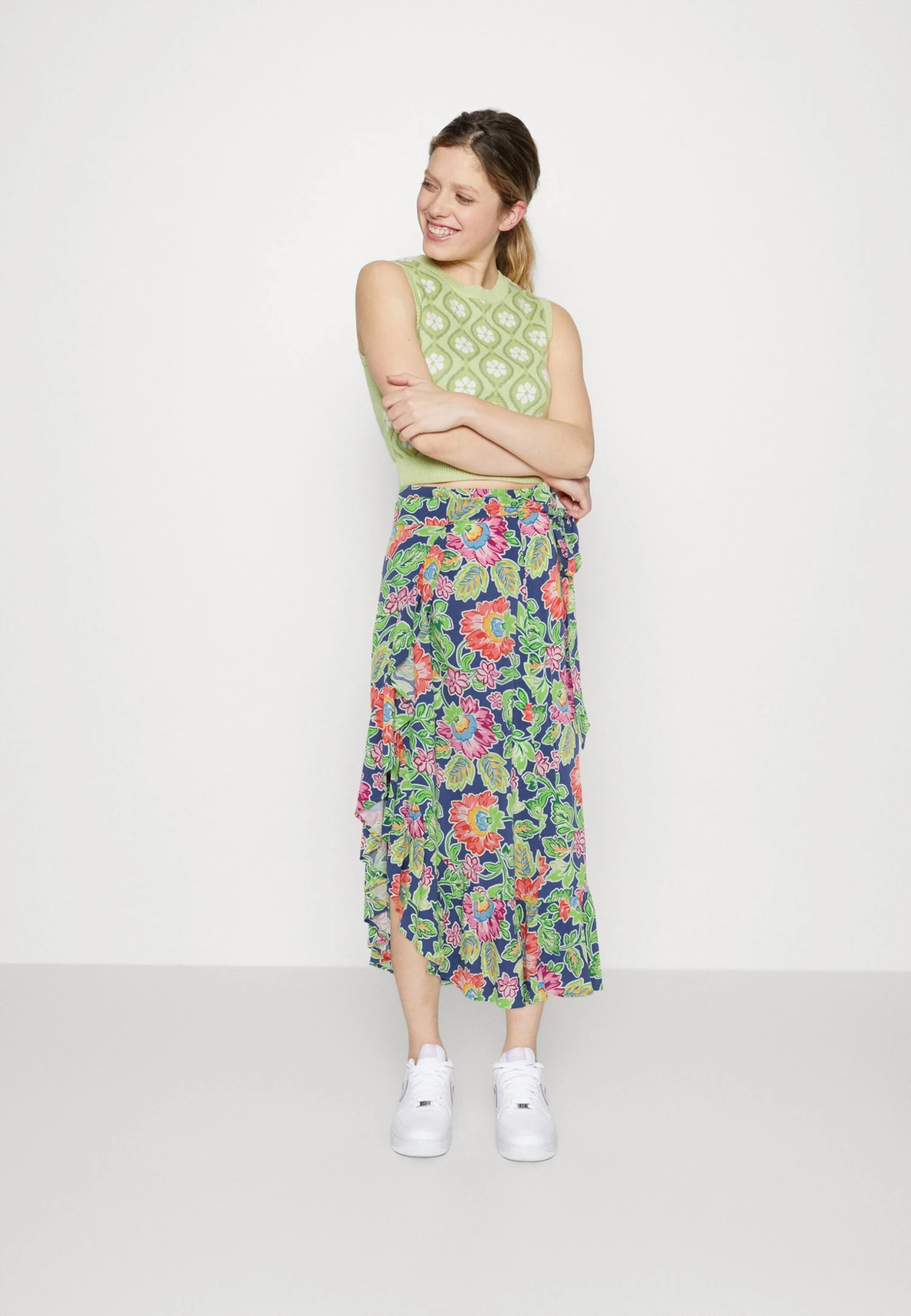 Yasindo Wrap Long Skirt - Wikkelrok - Deep Ultramarine/Indo 4 Yasindo Wrap Long Skirt - Wikkelrok - Deep Ultramarine/Indo - Afbeelding 2