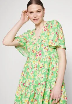 Yasuria Dress - Jurk - Poison Green -Yas 8c944d8f224b46bebde3bc2c130a6ce6