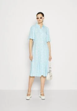 YAS Stelli 2/4 Midi Shirt Dress - Blousejurk - Blue 9 YAS Stelli 2/4 Midi Shirt Dress - Blousejurk - Blue -Yas 95e3cf942af3470cad46534b06e19bae