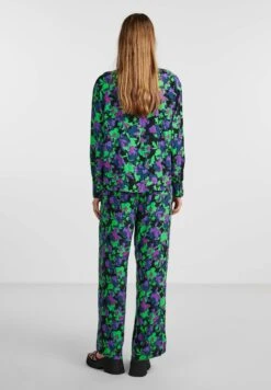 Yaslicco - Overhemdblouse - Black 10 Yaslicco - Overhemdblouse - Black -Yas 985921a551ee4a189a343dbe4ede7d23