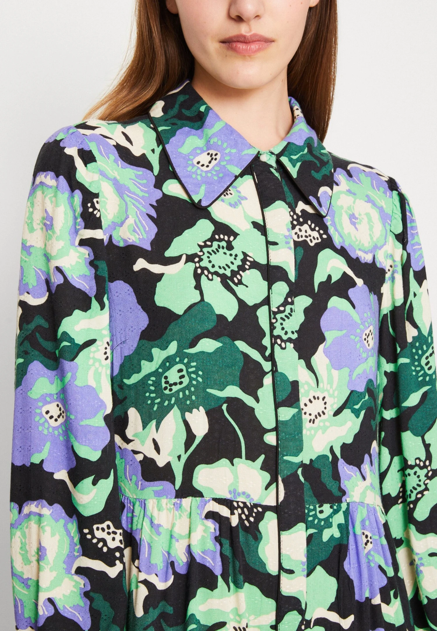 Yasmaslo Long Shirt Dress - Blousejurk - Black 8 Yasmaslo Long Shirt Dress - Blousejurk - Black - Afbeelding 6