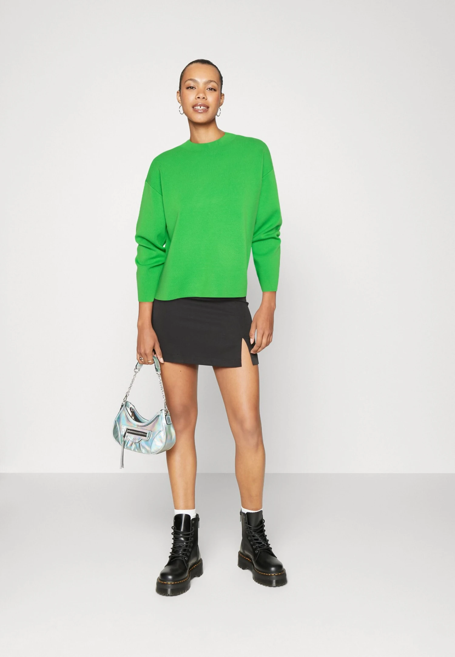 Yasverde - Trui - Classic Green 4 Yasverde - Trui - Classic Green - Afbeelding 2