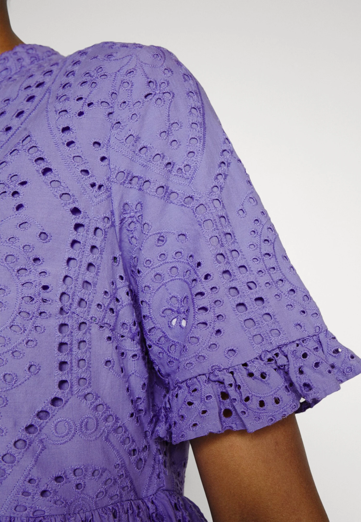 Yasholi Short Dress - Jurk - Purple 8 Yasholi Short Dress - Jurk - Purple - Afbeelding 6