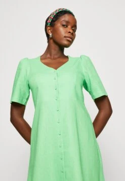YAS Summer Dress - Blousejurk - Poison Green -Yas 9faffb4d92754e8180fa5f3eaf46a578