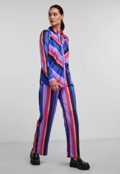 Yascalla - Broek - Beetroot Purple 11 Yascalla - Broek - Beetroot Purple -Yas a10fa8e4d8424e809cc6f6081aa98ac9