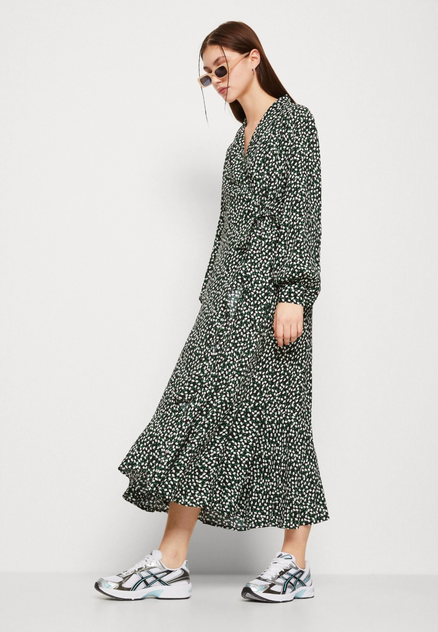 Yasditsy V Neck Wrap Dress - Maxi-Jurk - Black 6 Yasditsy V Neck Wrap Dress - Maxi-Jurk - Black - Afbeelding 4