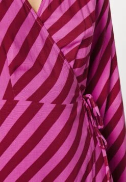 Yassavanna Wrap Dress - Jurk - Phlox Pink/Pink/Rhubarb -Yas a5e4e28aaa28431fb4a632c7ea01e366