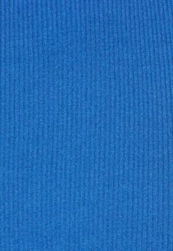 Yaslivia Midi Dress - Gebreide Jurk - Surf The Web -Yas acc20ac0f71f41a68a3ee641f3612ba5