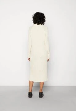 YAS Midi Rollneck S Noos - Gebreide Jurk - Birch 10 YAS Midi Rollneck S Noos - Gebreide Jurk - Birch -Yas b0ce6016ac294b5b8e0302aa646970a3