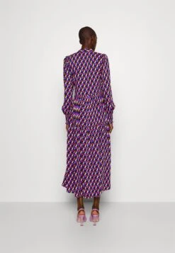 Yasalira Long Shirt Dress- Maxi-Jurk - Surf The Web/Zagga -Yas b4b24a657d5a4b4b9488dd5c1f73da8c