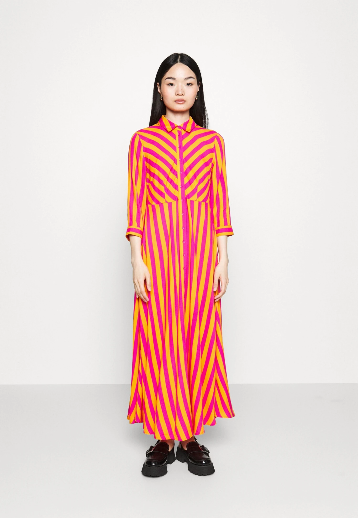 Yassavanna Long Shirt Dress- Maxi-Jurk - Orange Pepperstripes:Fuchsia Purple 3 Yassavanna Long Shirt Dress- Maxi-Jurk - Orange Pepperstripes:Fuchsia Purple