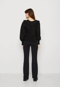 Yasmilda - Blouse - Black -Yas ba24672f54264fd3ace40f3af50a5171