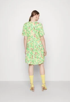 Yasuria Dress - Jurk - Poison Green -Yas baebcf390f764ab9906a8059bde3e678