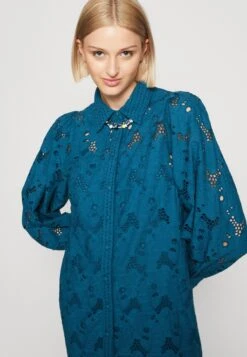 Yasteala Shirt Dress - Blousejurk - Blue Coral 11 Yasteala Shirt Dress - Blousejurk - Blue Coral -Yas bdb6615d75984ff7a56916724ef68313