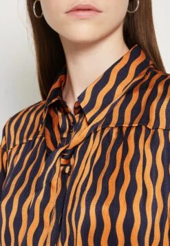 Yashalasa Long Dress - Blousejurk - Peacoat/Halasa 13 Yashalasa Long Dress - Blousejurk - Peacoat/Halasa -Yas bed5e00aa0634388962ae29e03373179