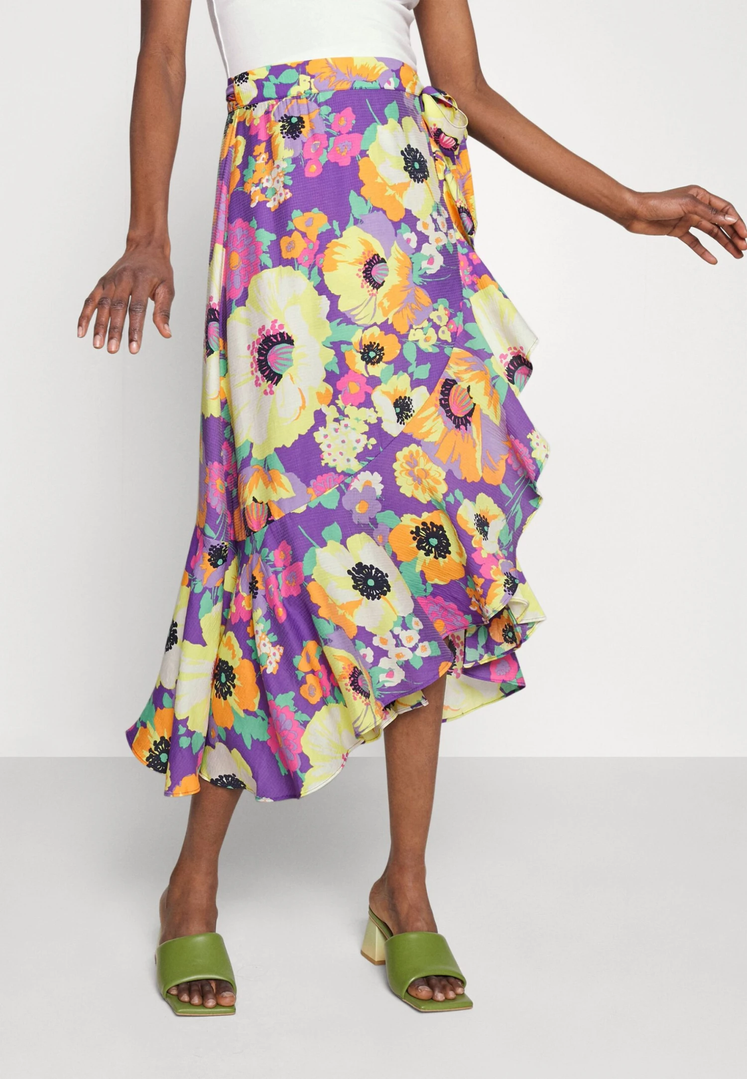 YAS Midi Wrap Skirt - A-Lijn Rok - Deep Lavender/Spectrum Print 6 YAS Midi Wrap Skirt - A-Lijn Rok - Deep Lavender/Spectrum Print - Afbeelding 4