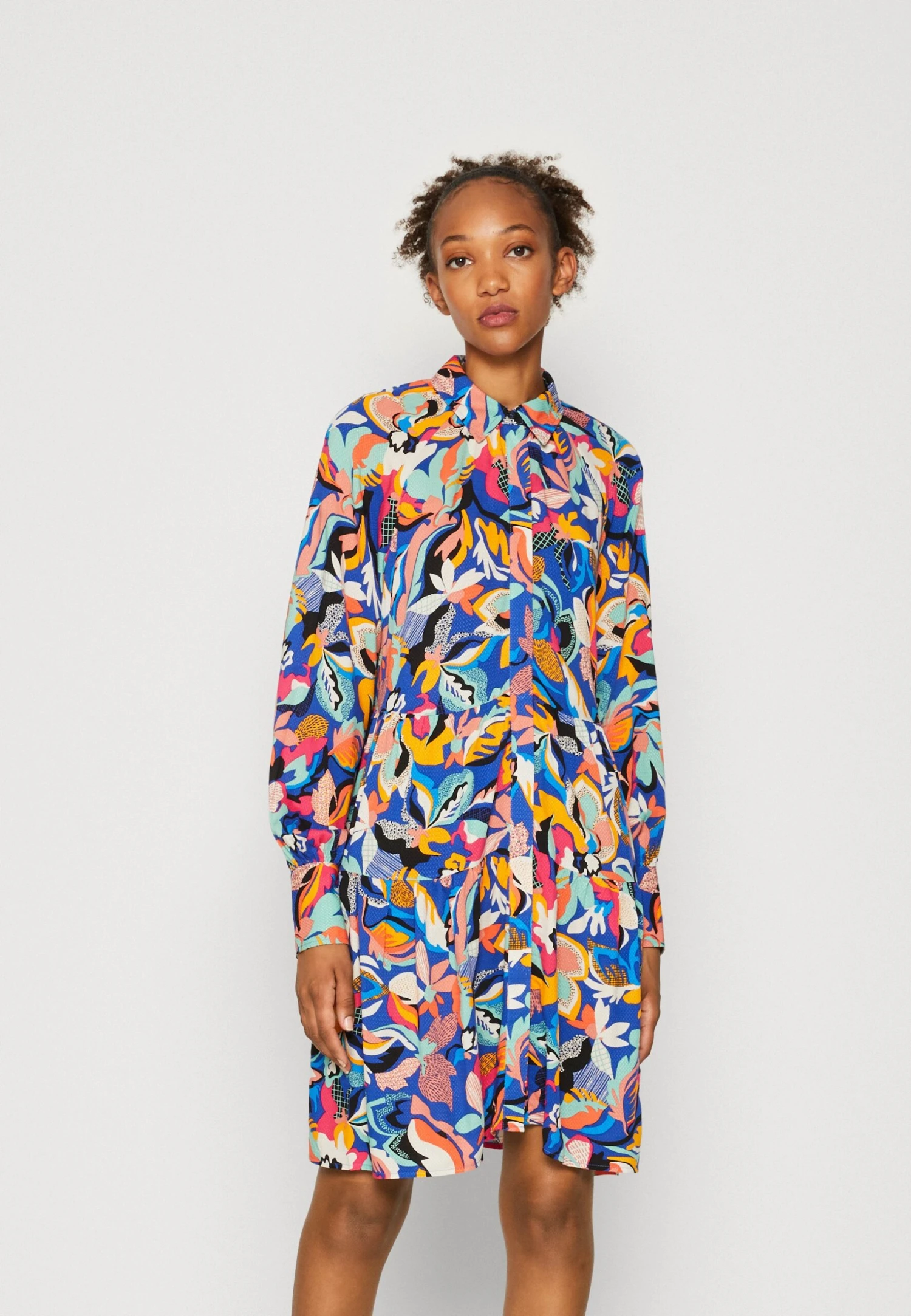 Yaslimuna Dress - Blousejurk - Surf The Web 3 Yaslimuna Dress - Blousejurk - Surf The Web