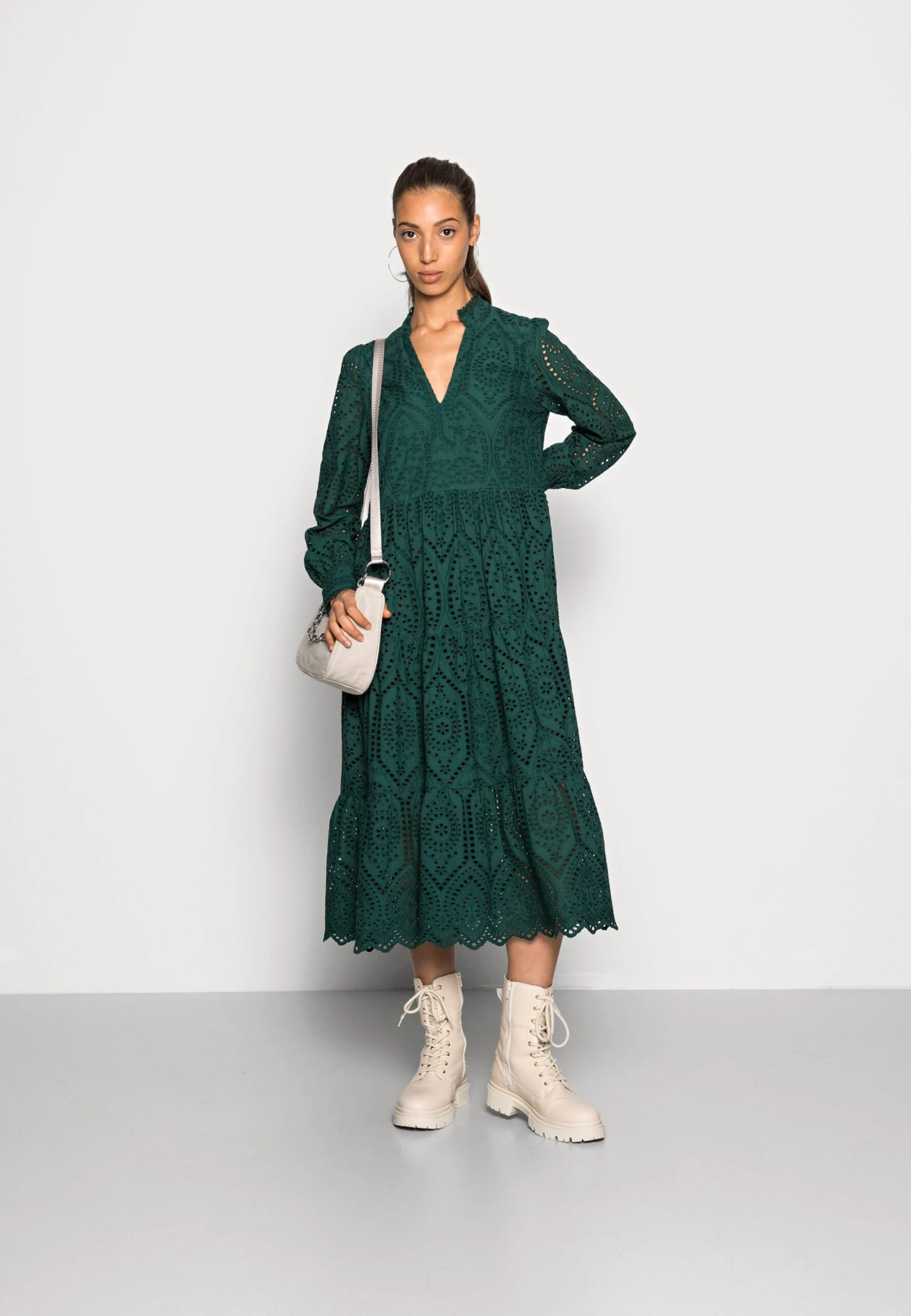 Yasholi Midi Dress - Jurk - Rain Forest 4 Yasholi Midi Dress - Jurk - Rain Forest - Afbeelding 2