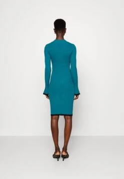 Yastrista- Gebreide Jurk - Deep Lakedetail:Black Constrast 11 Yastrista- Gebreide Jurk - Deep Lakedetail:Black Constrast -Yas c81679ac6d4a4008b795f8a8fb2625a1