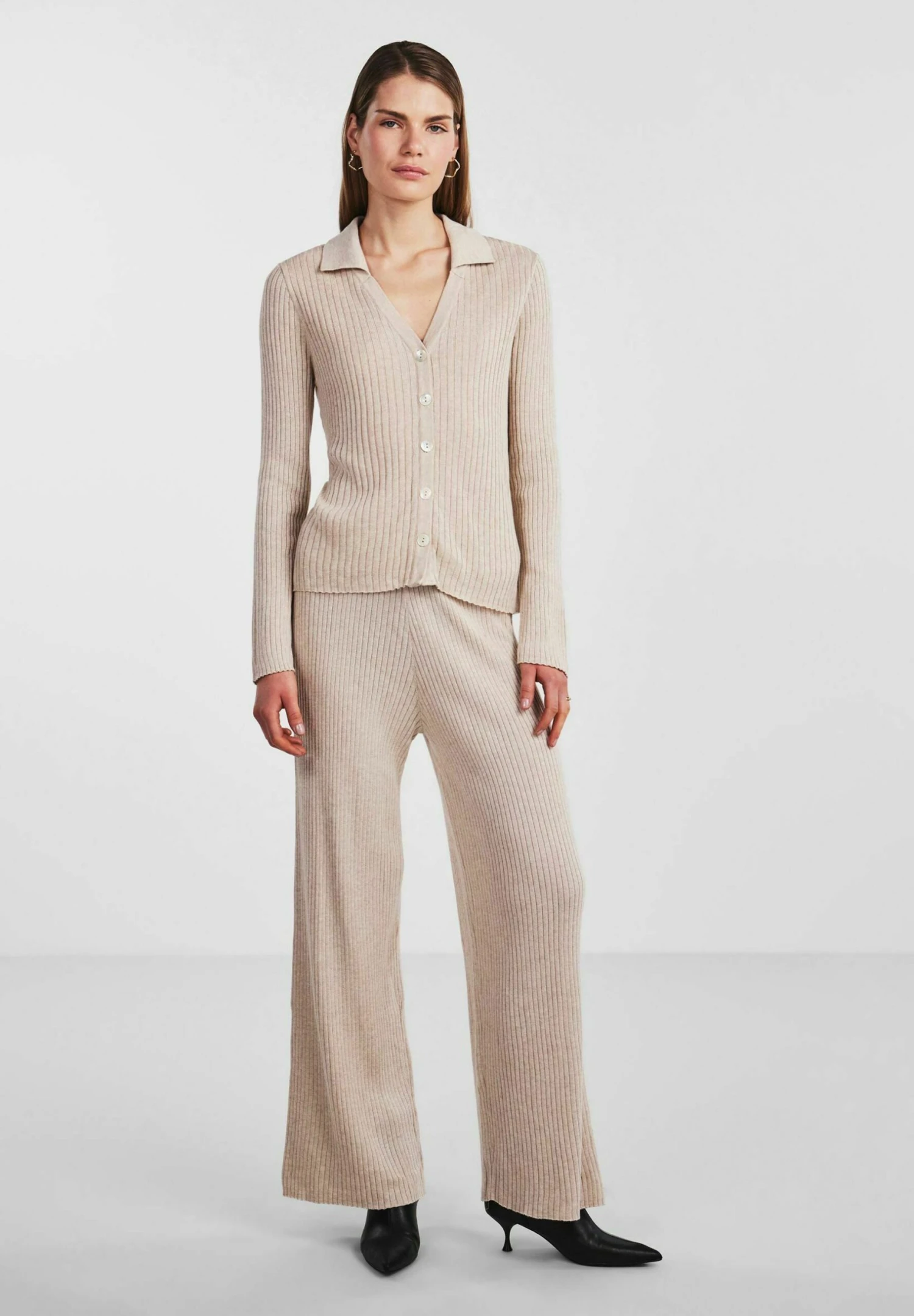 Yasderma - Vest - Birch 4 Yasderma - Vest - Birch - Afbeelding 2