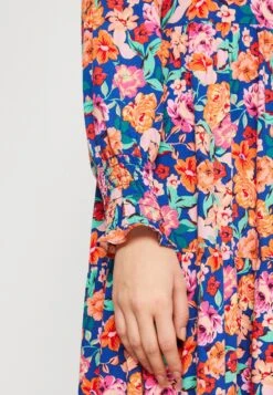 YAS Alira Long Dress - Jurk - Surf The Web -Yas d03f00c9cf5a439ca894914880d2b372