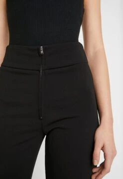 YAS Victoria Wide- Broek - Black -Yas d24fdc1cf7be4b4db48c57f82590b151