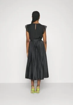 Yasceline- Plooirok - Black 9 Yasceline- Plooirok - Black -Yas d3d9de577c2a4c6187b266b36d0fef69