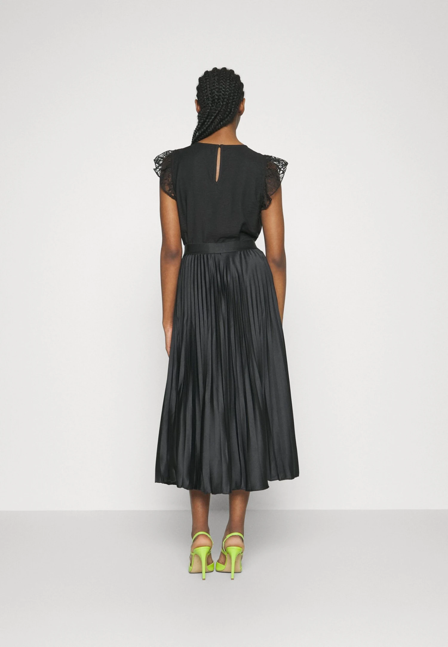 Yasceline- Plooirok - Black 5 Yasceline- Plooirok - Black - Afbeelding 3