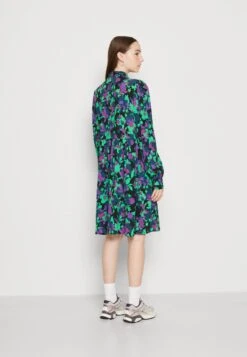 Yaslicco Shirt Dress - Blousejurk - Black/Licco -Yas d4926733c78f47d3bb973634a884c7db