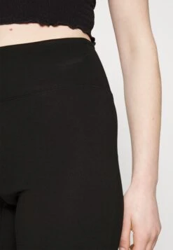 Yasazzurro Biker Shorts- Shorts - Black -Yas d4ee979a2c094684a4cdcecf01c37261