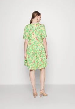 Yasuria Dress - Jurk - Poison Green -Yas d838ebd29f1440eda5afb55b4a721ace