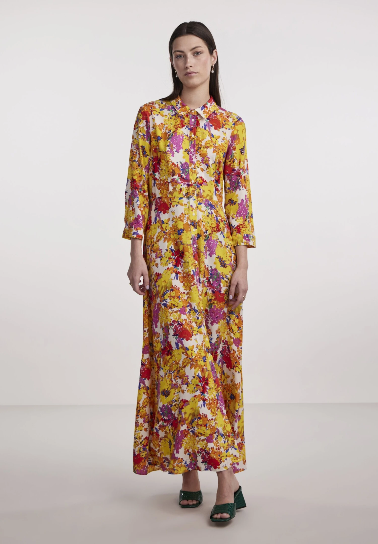 Yassavanna Long Shirt Dress - Maxi-Jurk - Birch 4 Yassavanna Long Shirt Dress - Maxi-Jurk - Birch - Afbeelding 2