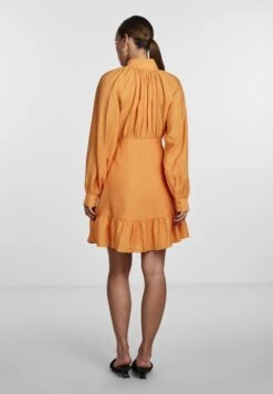 YAS Reykjavik - Blousejurk - Orange Ochre 9 YAS Reykjavik - Blousejurk - Orange Ochre -Yas e3bde4eff47240d6a69b192eaf84c408