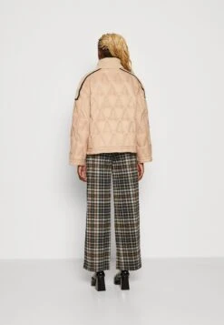 Yasjera Jacket - Gewatteerde Jas - Camel -Yas e43841ba8638407fb50ca7fe8bff53da