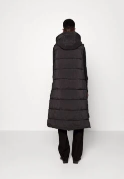 Yasliro - Bodywarmer - Black 11 Yasliro - Bodywarmer - Black -Yas e4644375f92c4a219c88df4aba129b52