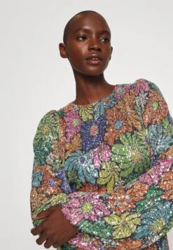 Power Sequin Dress Show - Cocktailjurk - Black -Yas e48003f199e54ee49750d893a0bfd510